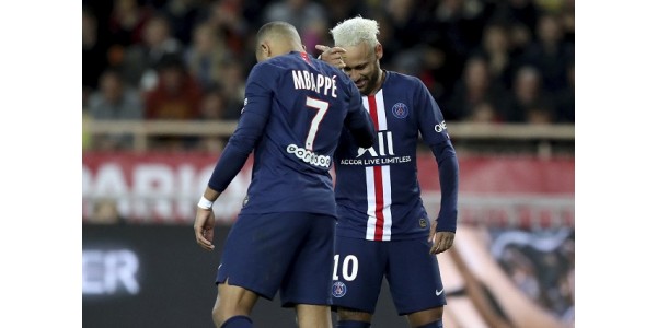 Paris Saint-Germain e Lille OSC nella fase finale della competizione